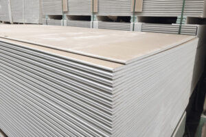 Lee más sobre el artículo Comparativa entre yeso laminado y otros materiales de construcción